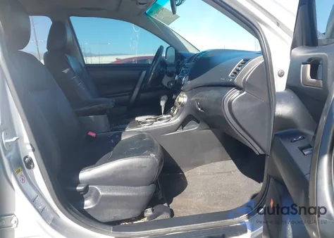 2009 Toyota Highlander Sport from USA, damaged, VIN JTEES43A192132564